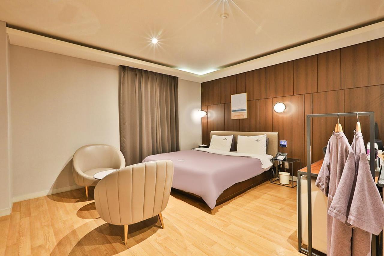 Brown Dot Hotel Jeonggwan Ciudad Metropolitana de Ciudad Metropolitana de Busan Exterior foto