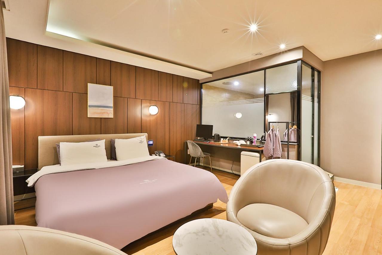 Brown Dot Hotel Jeonggwan Ciudad Metropolitana de Ciudad Metropolitana de Busan Exterior foto