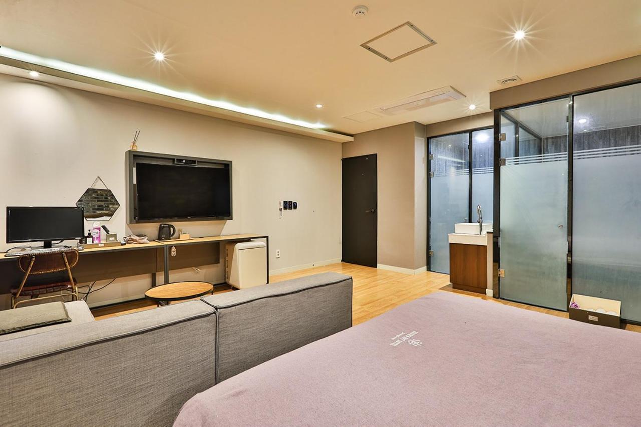 Brown Dot Hotel Jeonggwan Ciudad Metropolitana de Ciudad Metropolitana de Busan Exterior foto